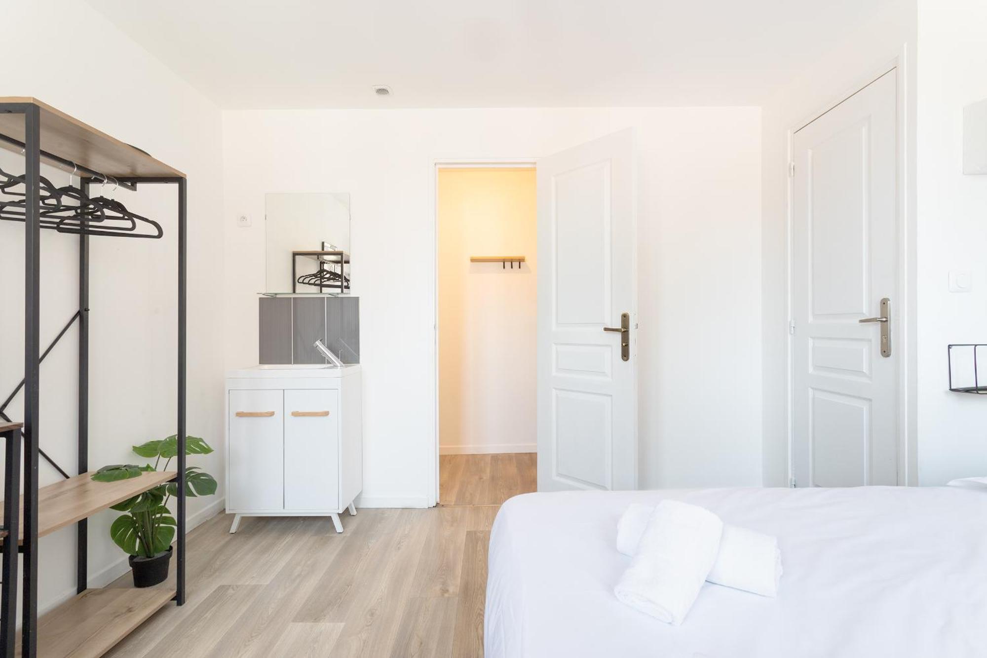 S&K Suite Grande Rue Roubaix - Chambre Spacieuse Et Sdb Privee - Netflix Et Cuisine Εξωτερικό φωτογραφία